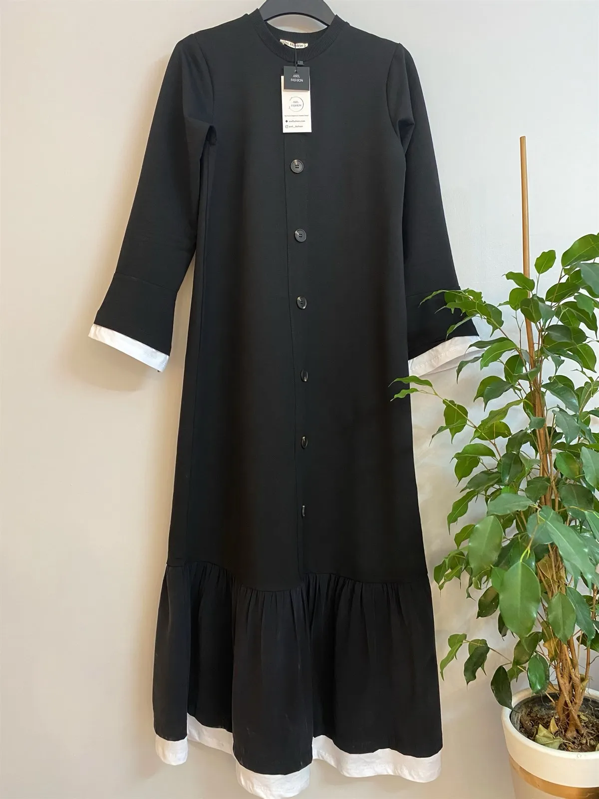 

2021 muslim Women Dress Stylish and Elegant Four Seasons Black cotton