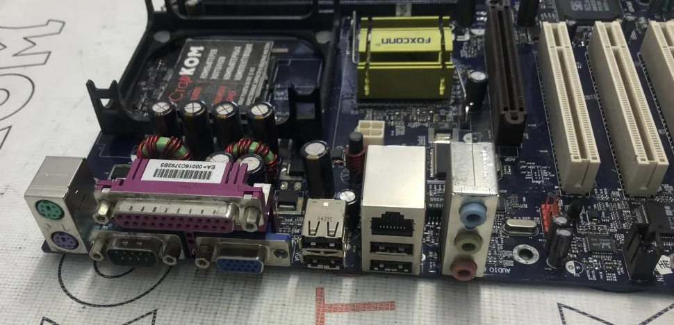 Материнская плата Foxconn 651M03-G-6L S478 |