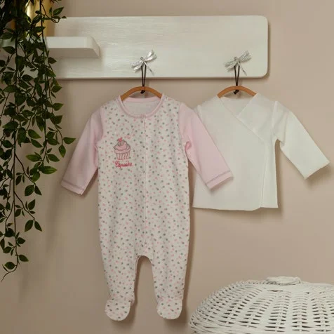 

CARAMELL PEMBE TULUMLU 10 LU YENİ DOĞAN SETİ