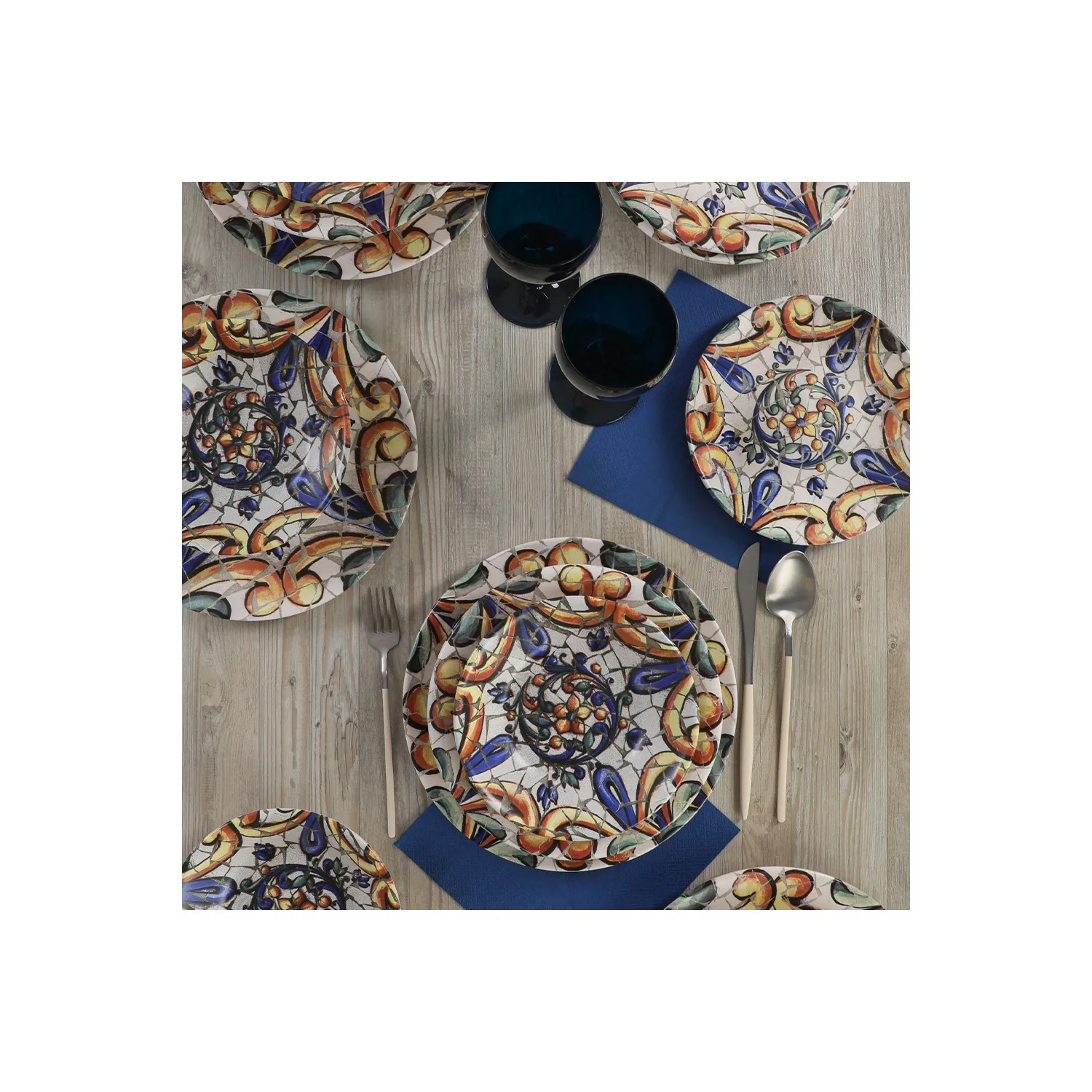 

Kintsu Dinnerware 16 Pieces For 4 Persons