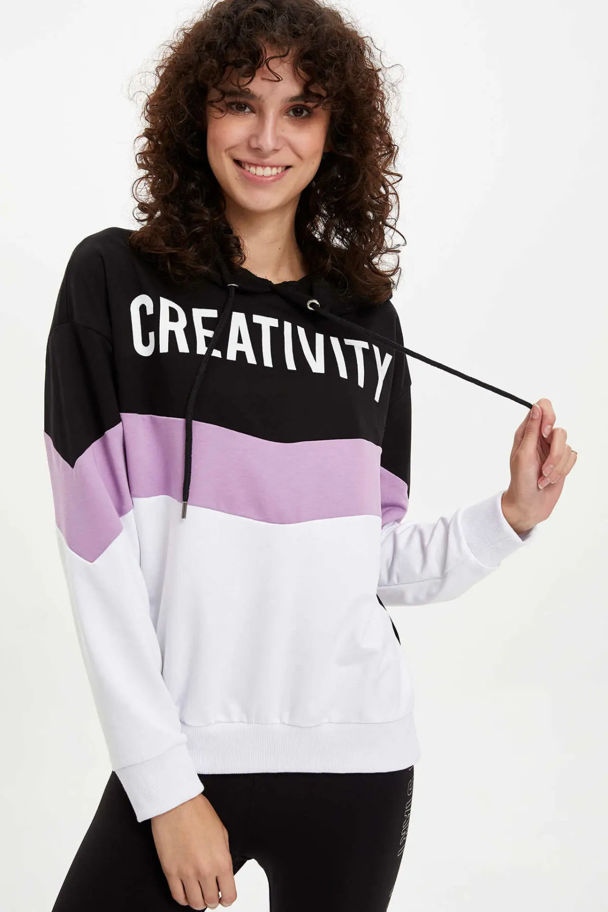 DeFacto Модные женские повседневные толстовки в полоску с буквенным принтом женская