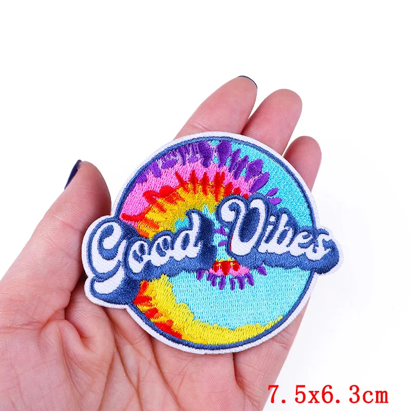 Недорогие радужные вышитые нашивки в виде единорога на детскую одежду