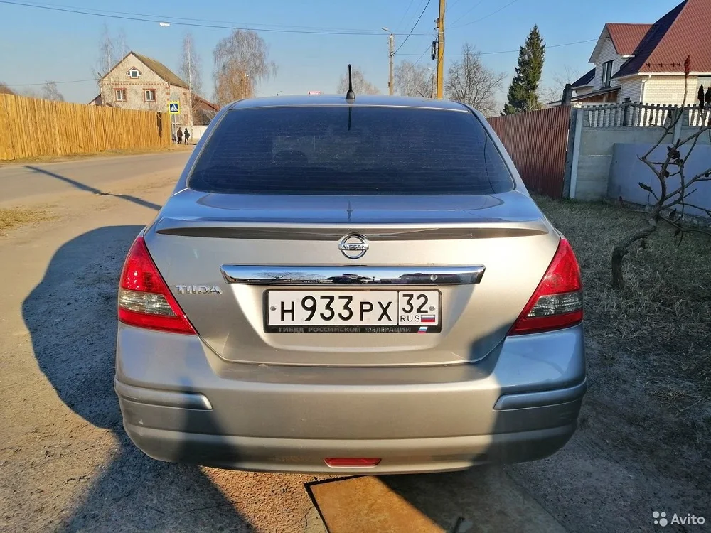 Лип Спойлер на Nissan Tiida hatch sedan из АБС-пластика задний спойлер | Автомобили и