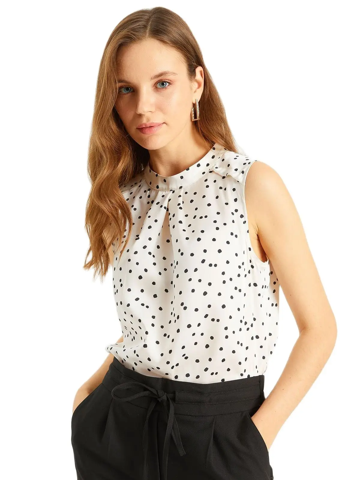 

Polka Dot O Round Neck Sleeveless Stylish Elegant Women's Ladies Shirts Suitable for Daily Special Occasions Office and Business