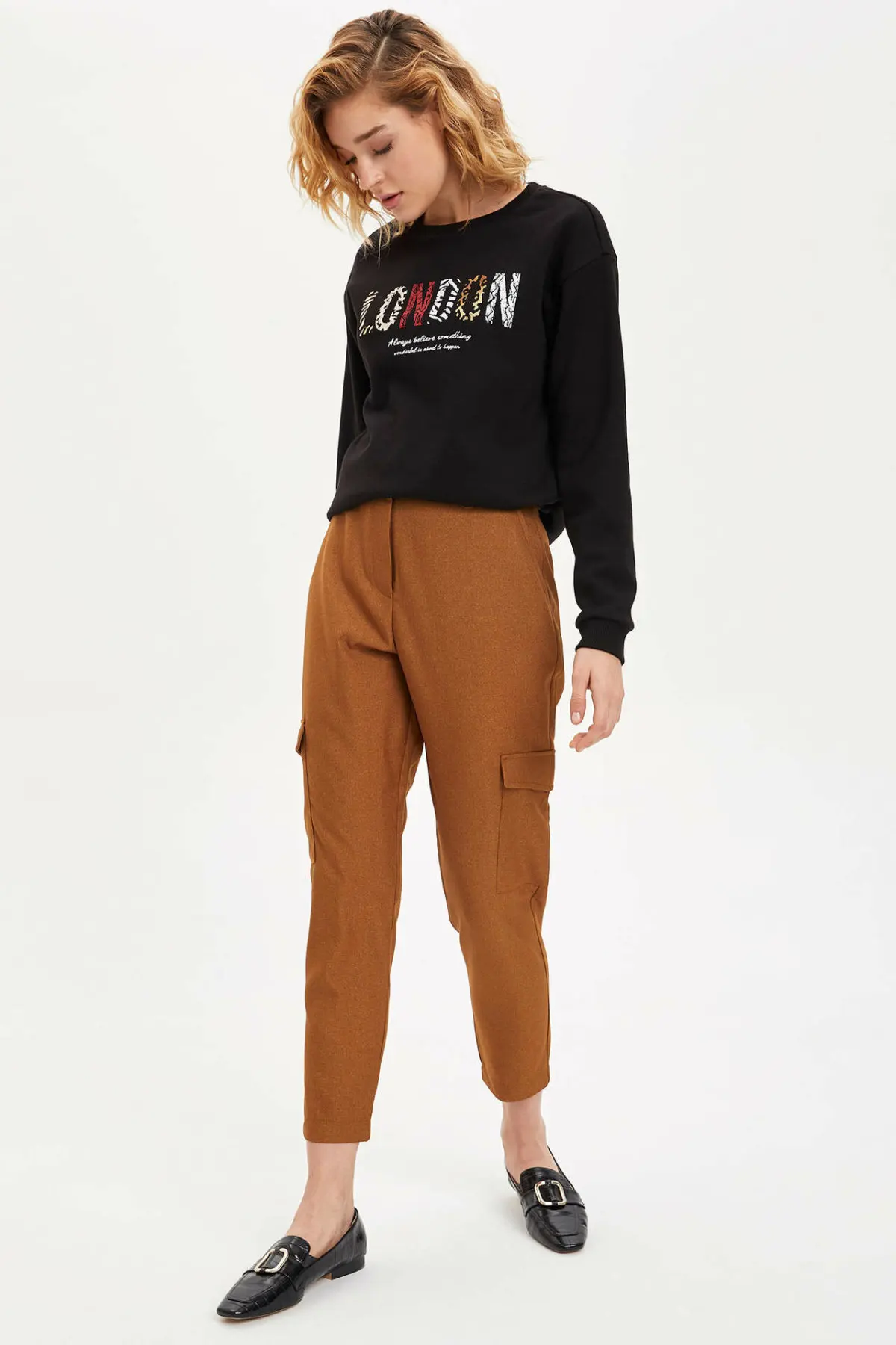 Дефакто женская рубашка с круглым вырезом и длинными рукавами Женская