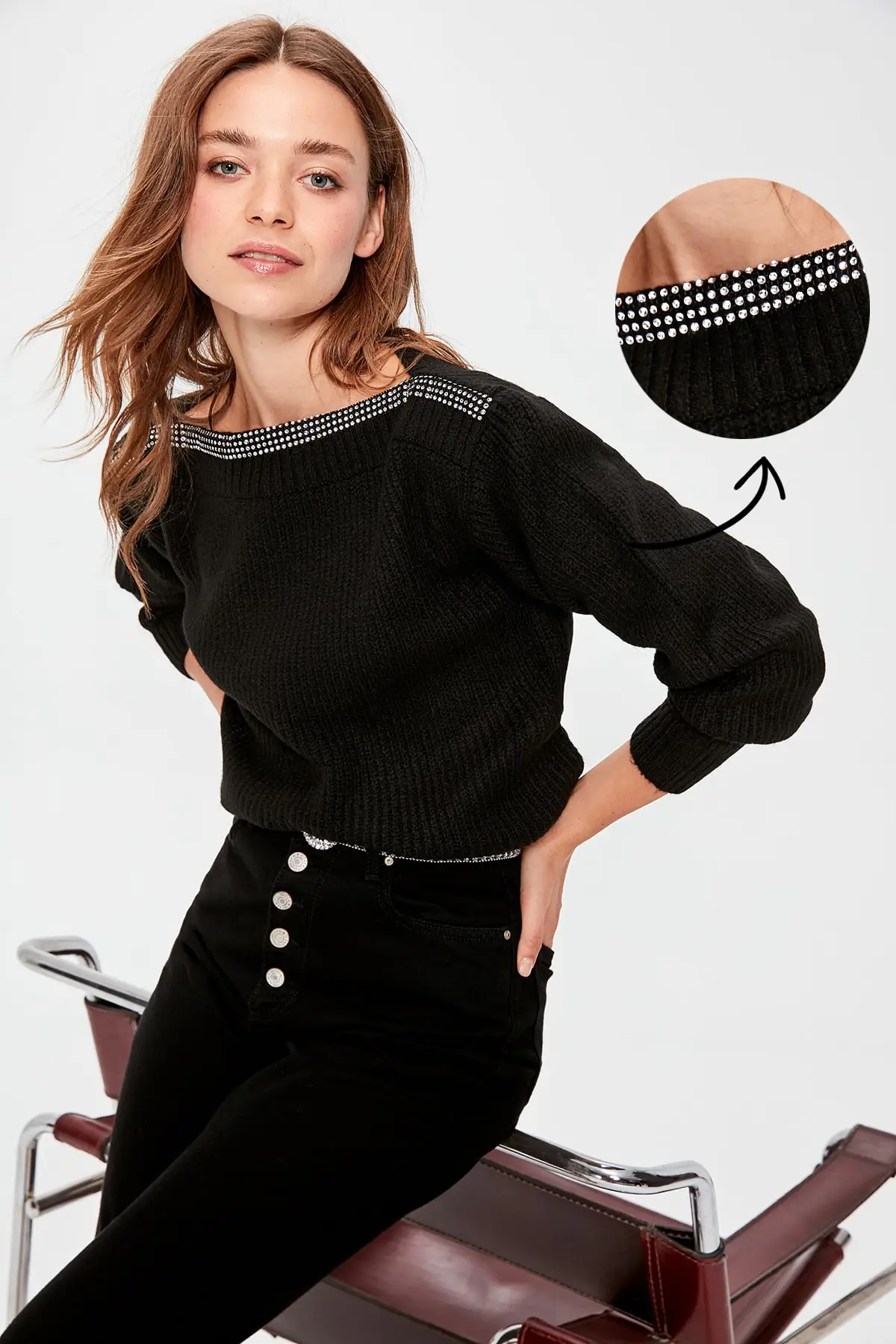 Trendyol черного цвета с подвеской в виде кубического циркония вязaный свитeр TWOAW20KZ0122|