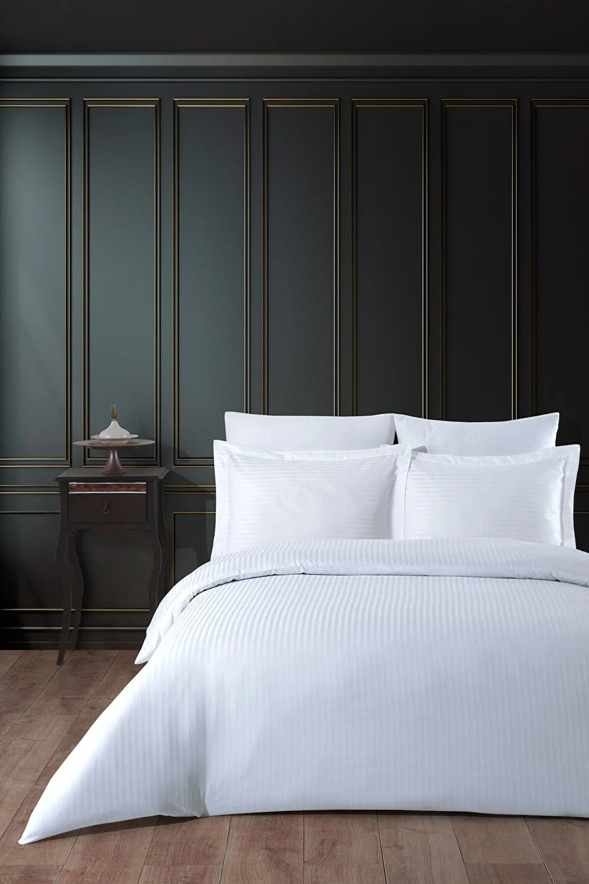 

Fitted Cotton Stripe Double Bed Linen Suit-White