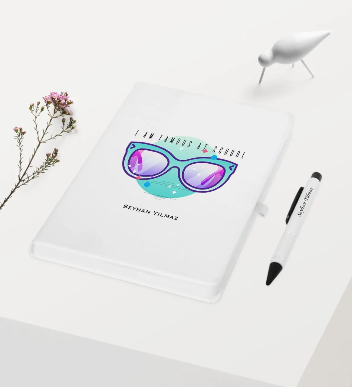 

Personalized School Ünlüyüm Themed White Notebook Pen Gift Set-1
