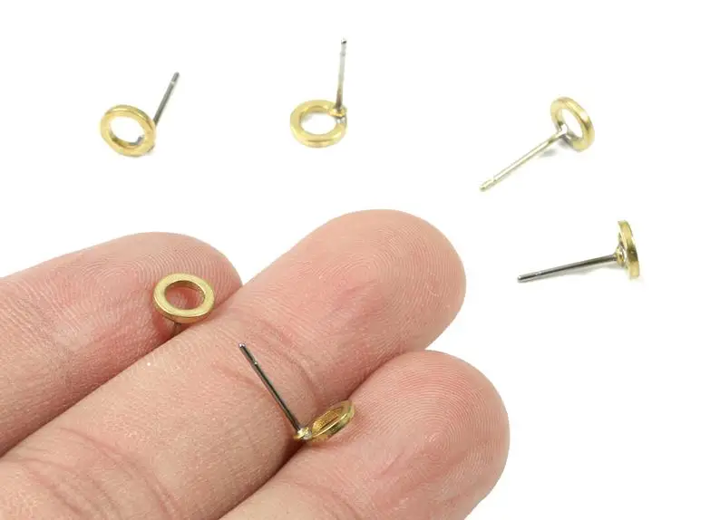 

Brass Circle Earring Stud - Raw Brass Round Earring Post - Steel Stud - Jewelry Supplies - 4Pcs/Lot - 6.26x6.26x1.16mm - PP3093
