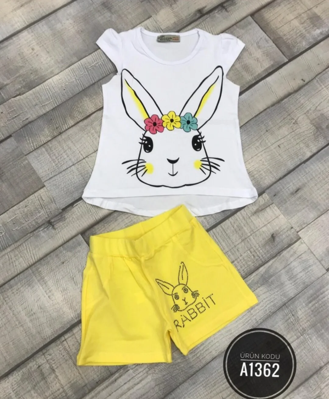 

KIZ OCUK ORTLU 2 L TAKIM