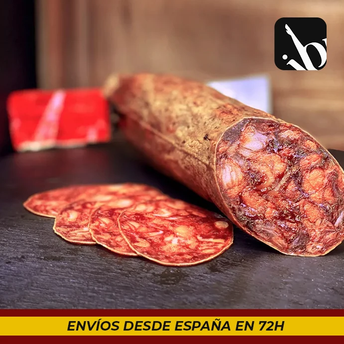 Chorizo Joselito È Realizzato Solo Con Le Parti Nobili Del Maiale Ed È Indurito In Essiccatori Naturali Per Più Di 6 Mesi.