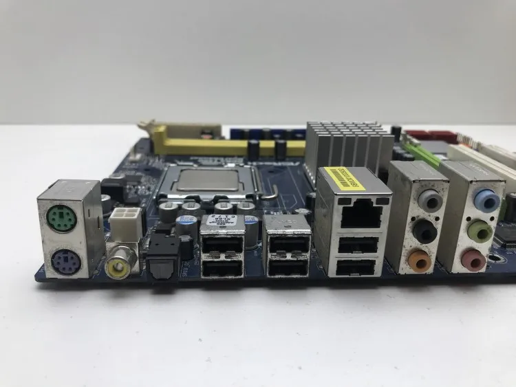 Материнская плата ASRock P43ME LGA775 | Компьютеры и офис