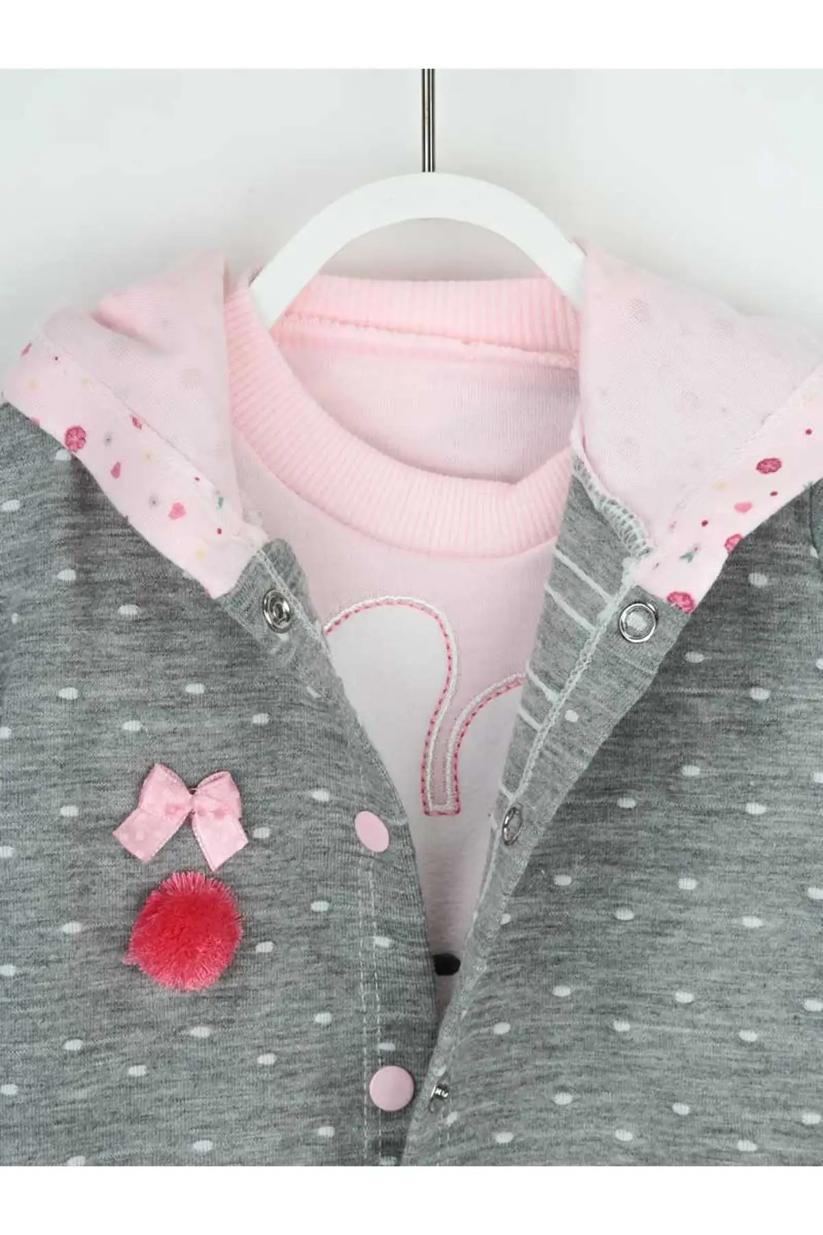 

Pink Grey Newborn baby girls 3 piece suit set cotton hospital out daily casual baby clothes style Girl Babies fashion models