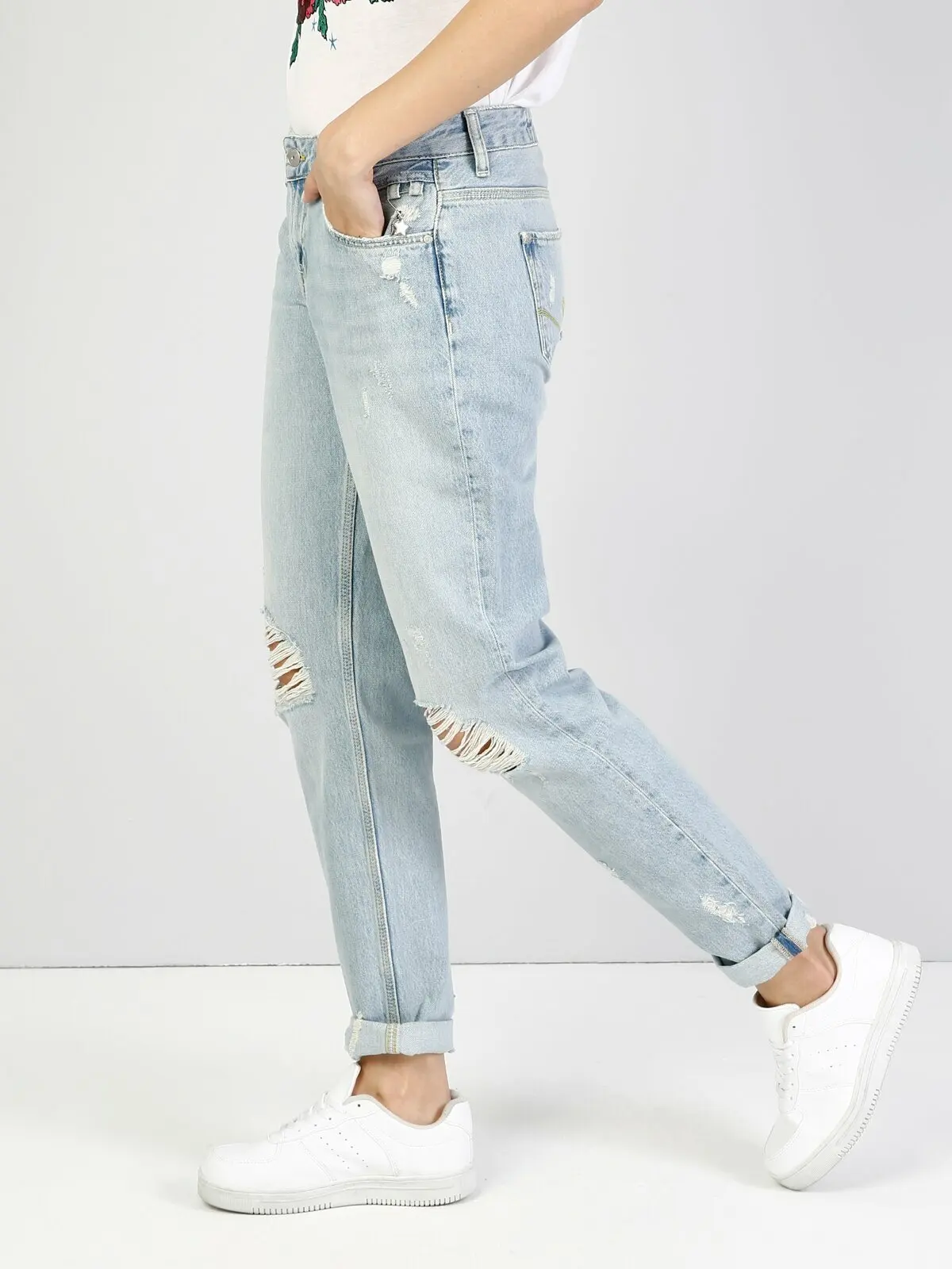 

Blue Woman Pants