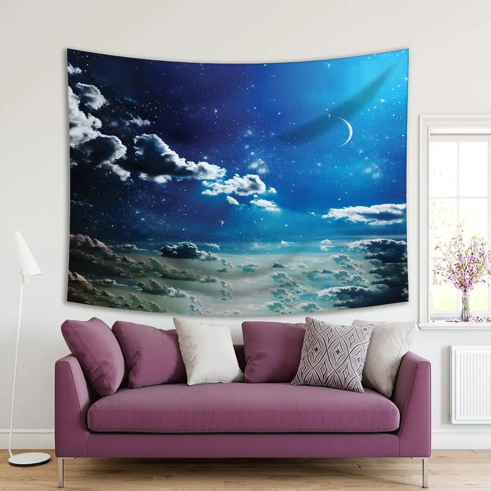 Гобелен вечерний полумесяц сияющие звезды в облачном небе отражение лунного
