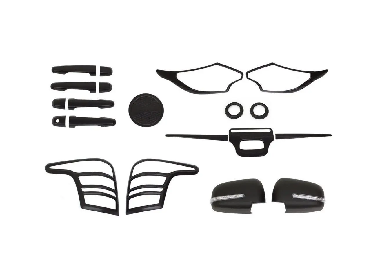 

Mitsubishi L200 ABS Black Kit (Part 7)