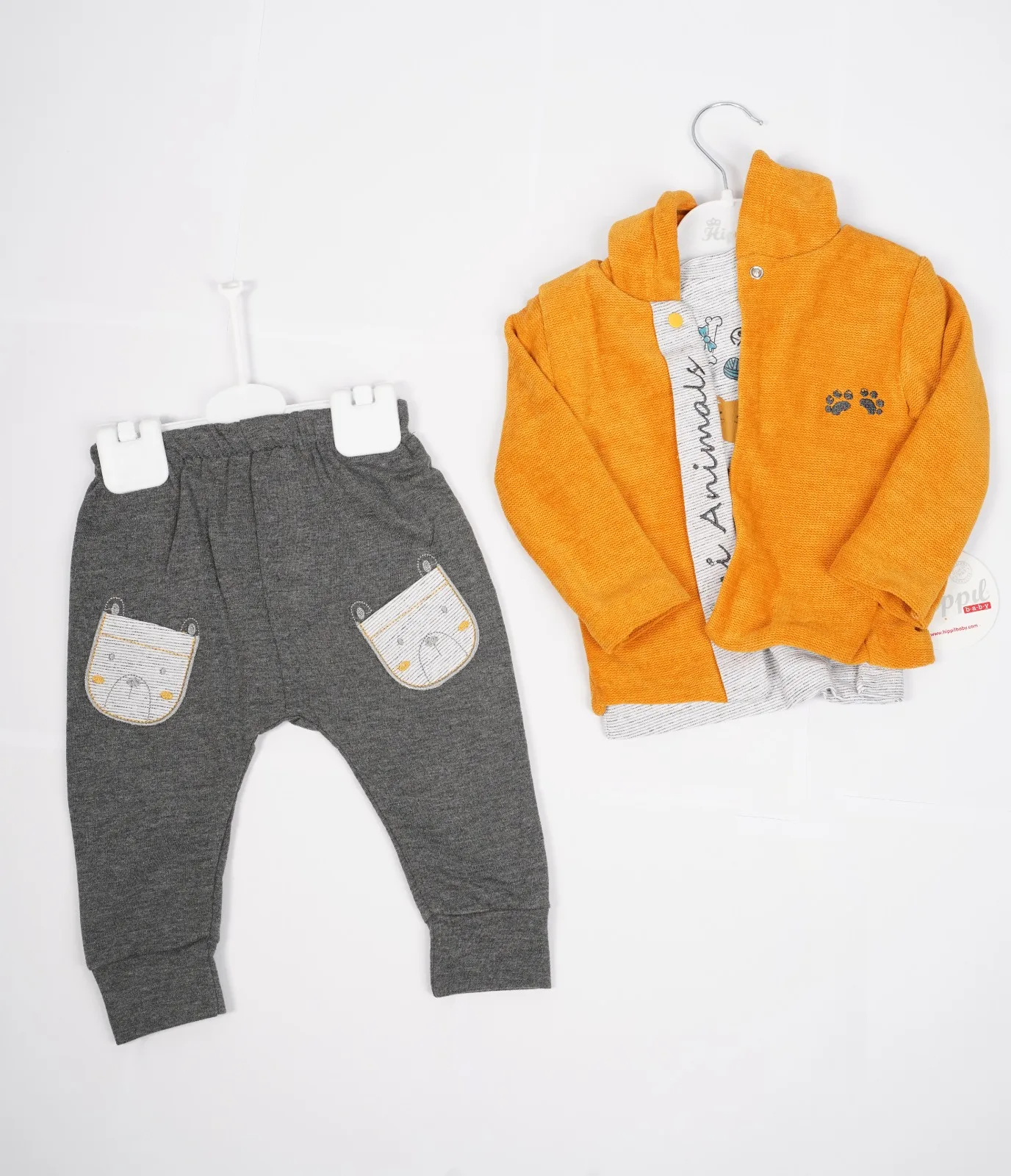 

Amia Hippil Moon Cardigan Girl Set