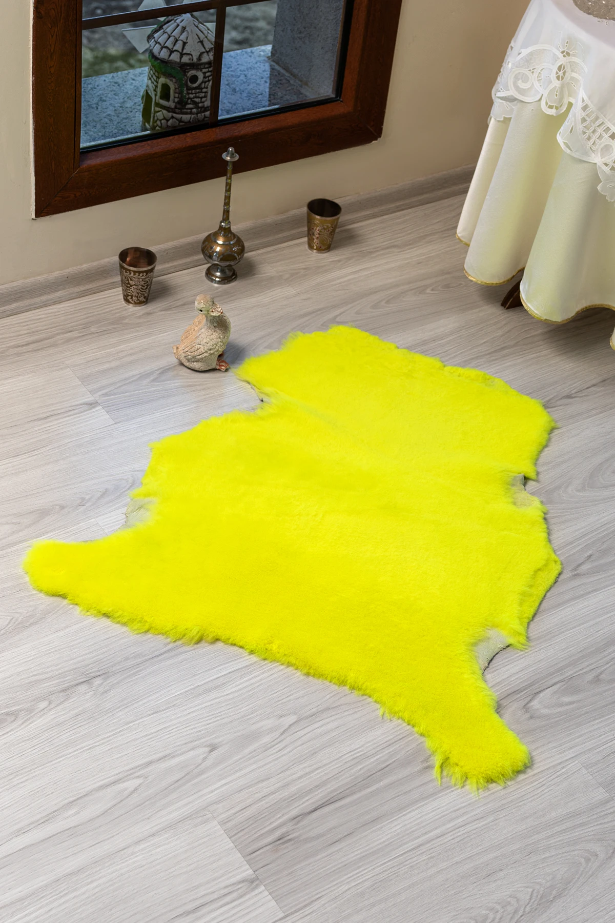 Коврик из натуральной овечьей шкуры с желтым наконечником коврик натурального