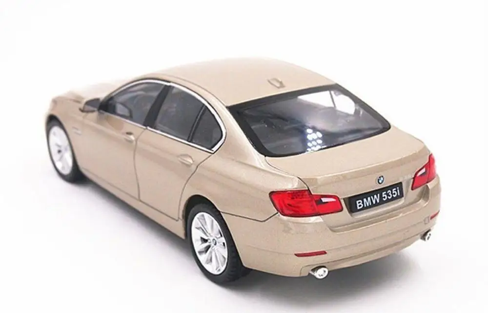 Модель литая автомобиля Welly 1:24 BMW F30 535i новая в коробке|Наземный транспорт| |