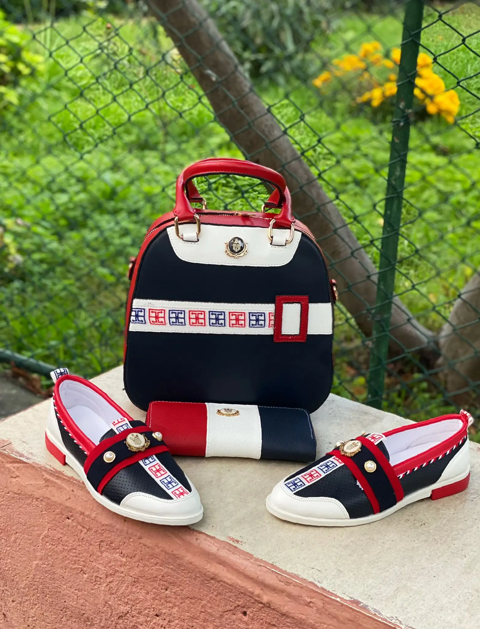 

Miss Melisa Shoe and Bag Tmy Blue,Red,white color flat shoes and bag set B124