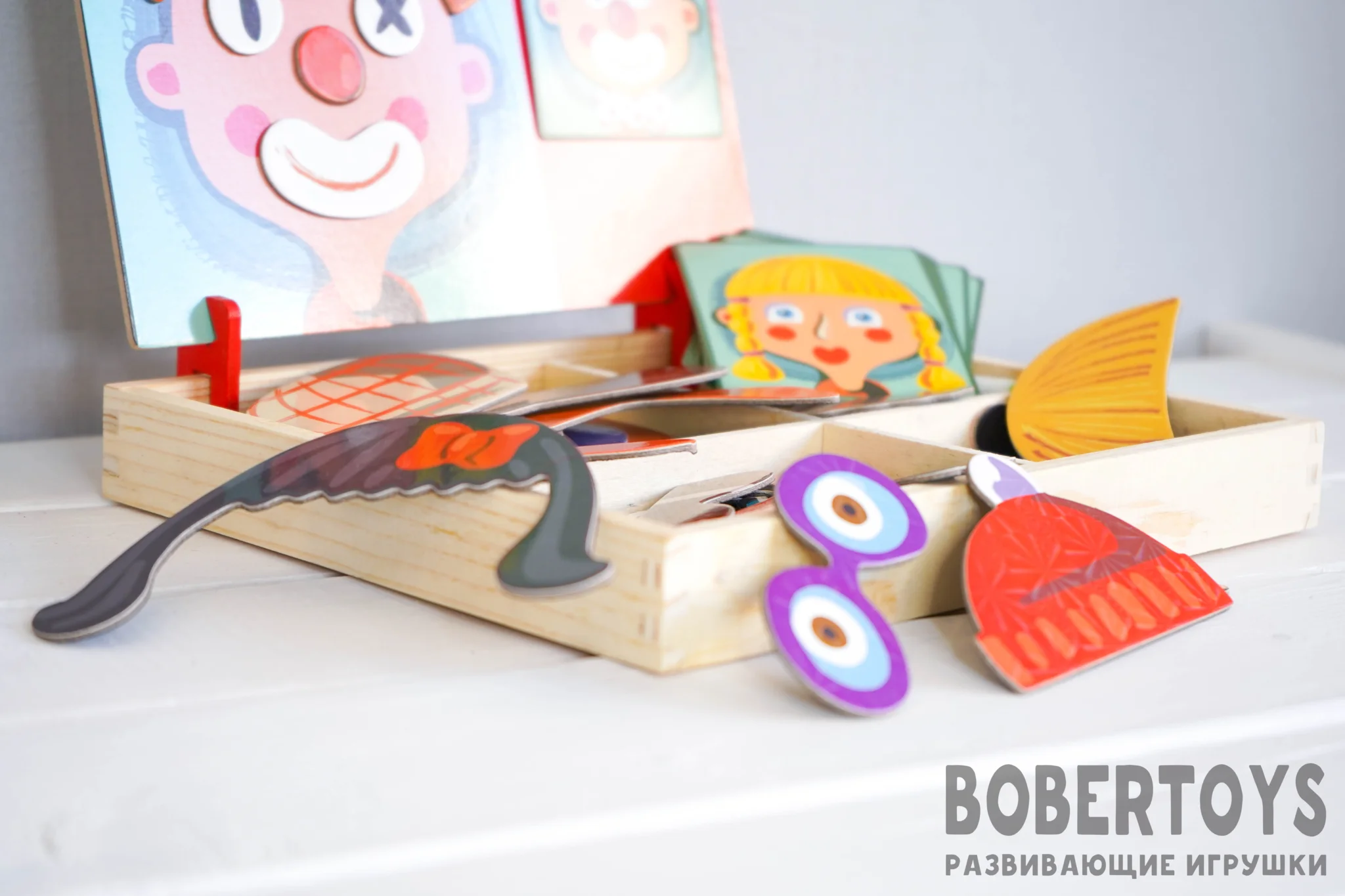 Деревянный чемоданчик &quotПерсонажи&quot |