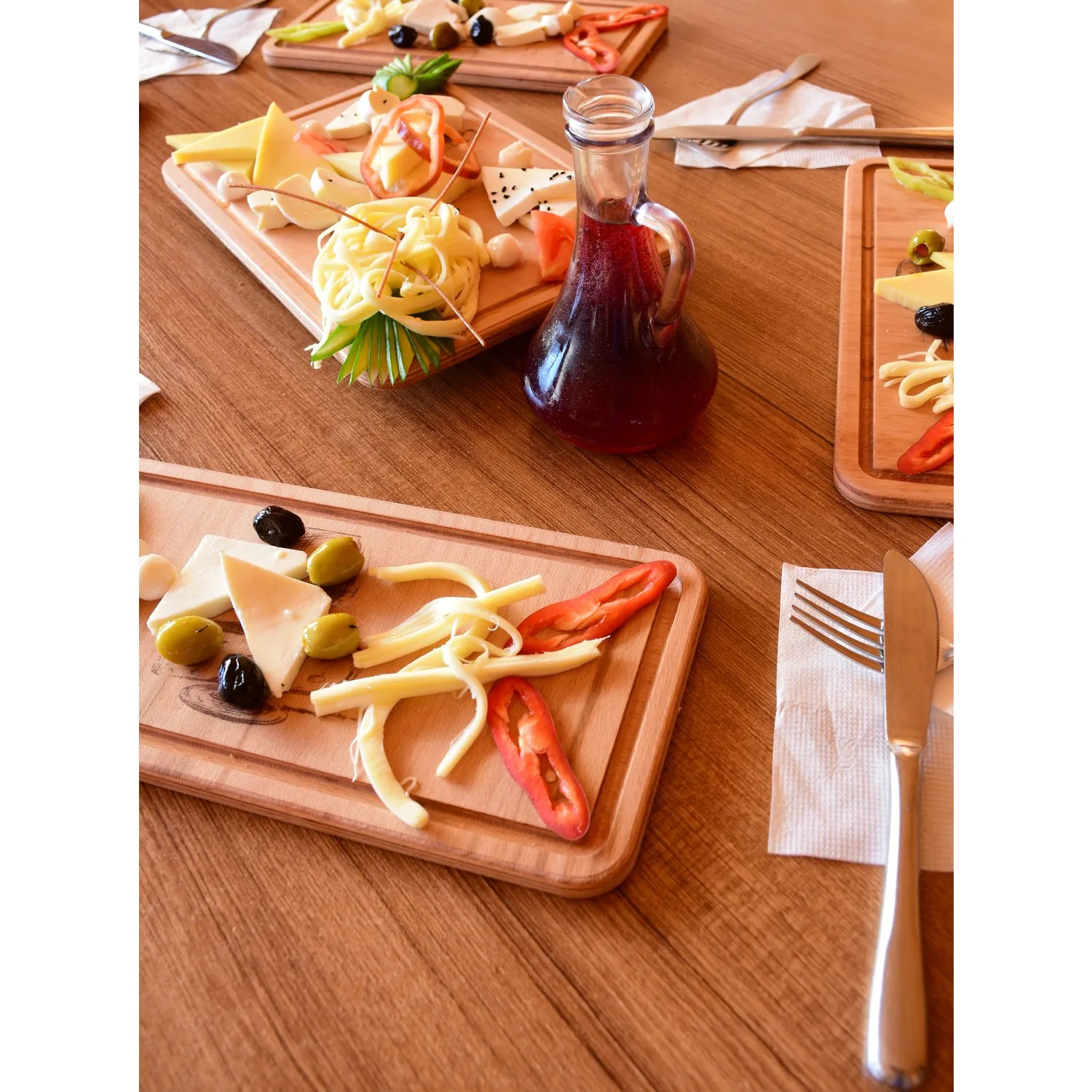 

chopping boards Solid wood cutting board design art walnut pizza board whole wood steak bread board cutting vegetables fruit