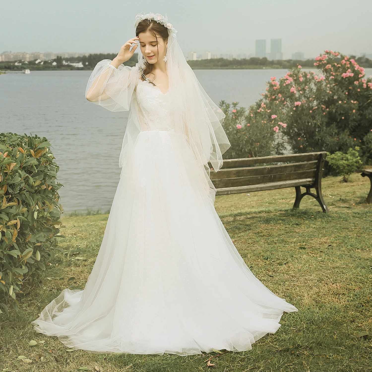 ТРАПЕЦИЕВИДНОЕ фатиновое свадебное сказочное платье мягкое Бисероплетение