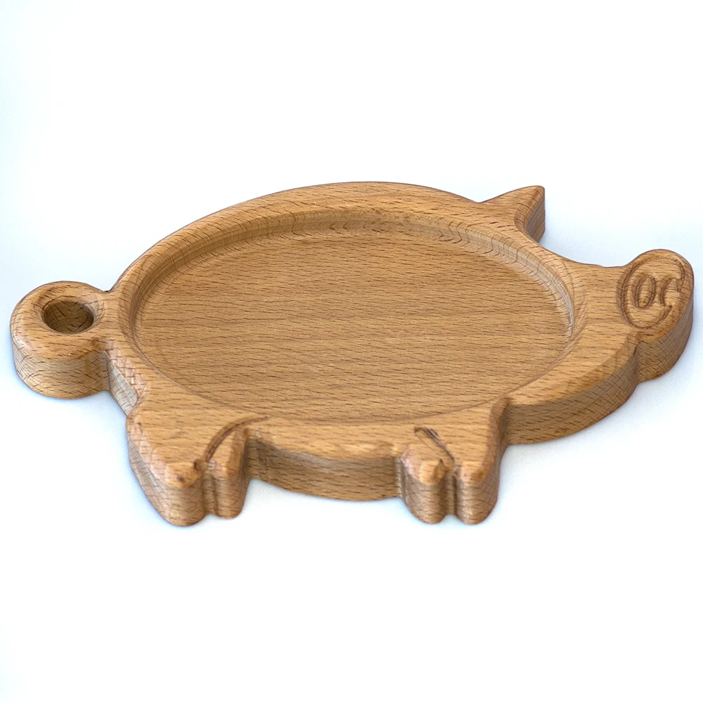 Wooden plate for feeding children pig. Menazhnitsa of beech wood | Мать и ребенок