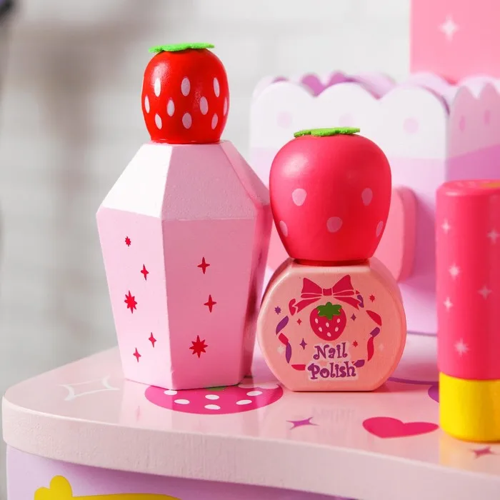 Туалетный столик 'Ягодка' принадлежности в наборе| |