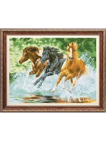 Без ремонта — смерть. Из-за сломанной крыши лошадей сдадут на колбасу | Аргументы и Факты