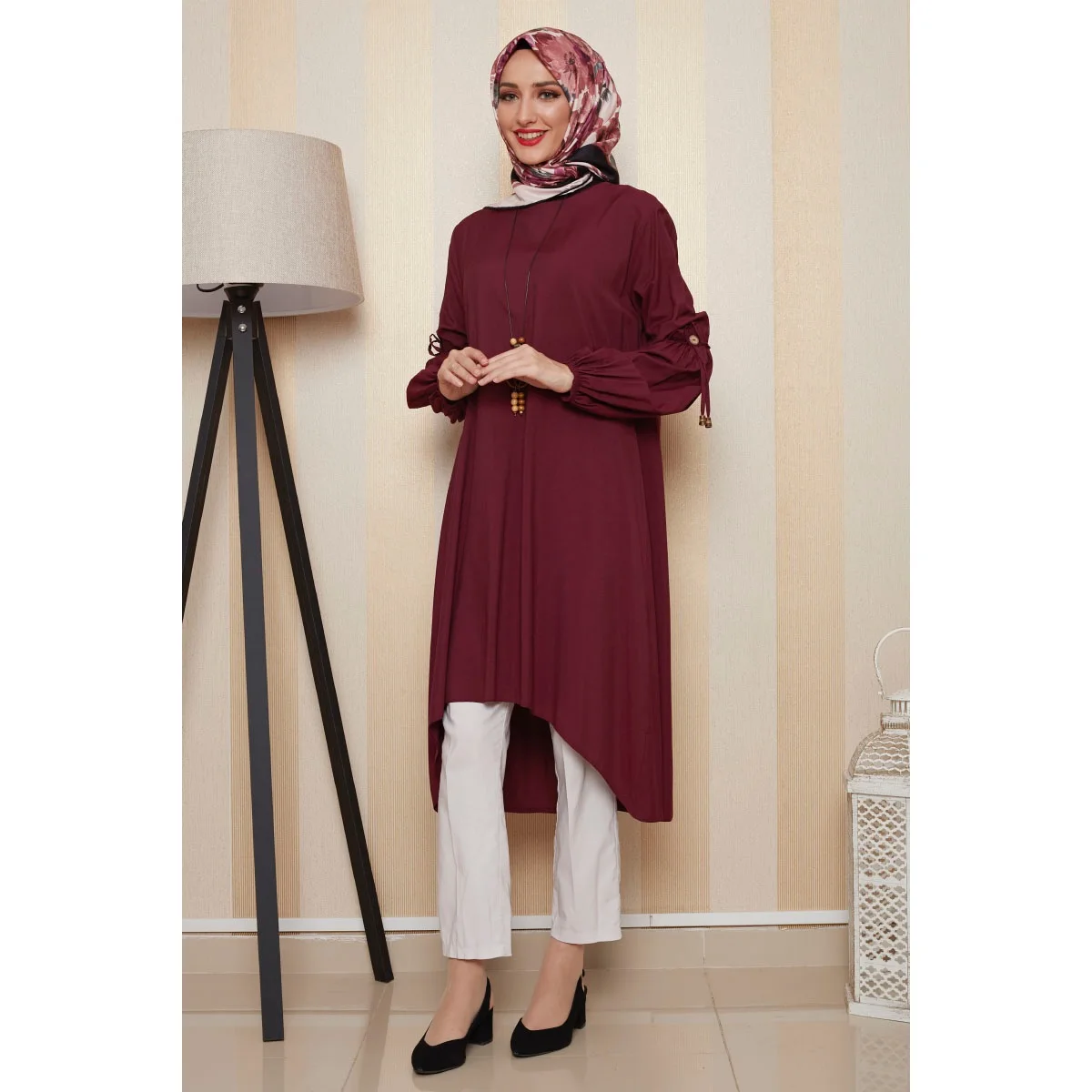 

Gift Necklace Detailed Tunic Muslim Women Long Sleeve O-Neck Rope Detail Seasonal Winter Women Muslim Clothing Hijab Fashion