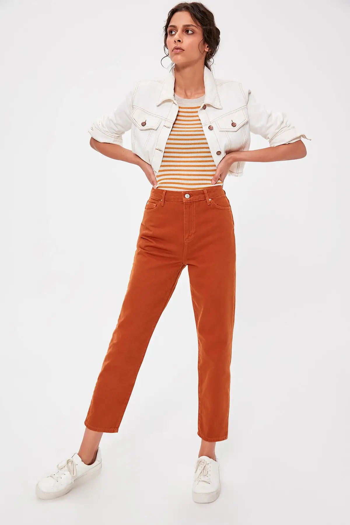 Trendyol Camel High Bel Mom Jeans TWOAW20JE0187 |
