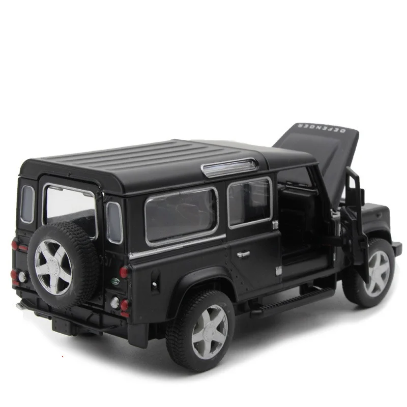 

1:32 Diecast Model for Land Rover Defender White SUV Alloy Toy Car Miniature Collection Gift