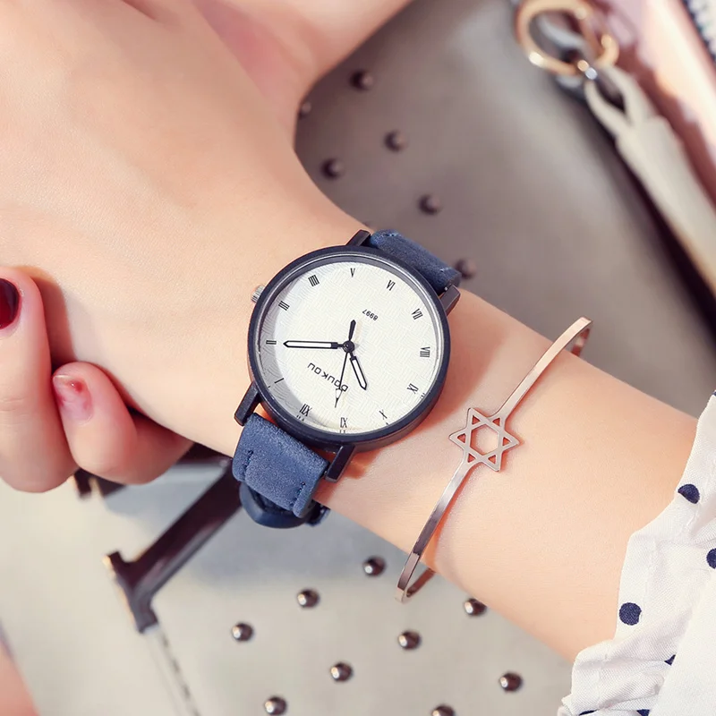 Часы наручные детские с кожаным ремешком модные кварцевые Мультяшные для