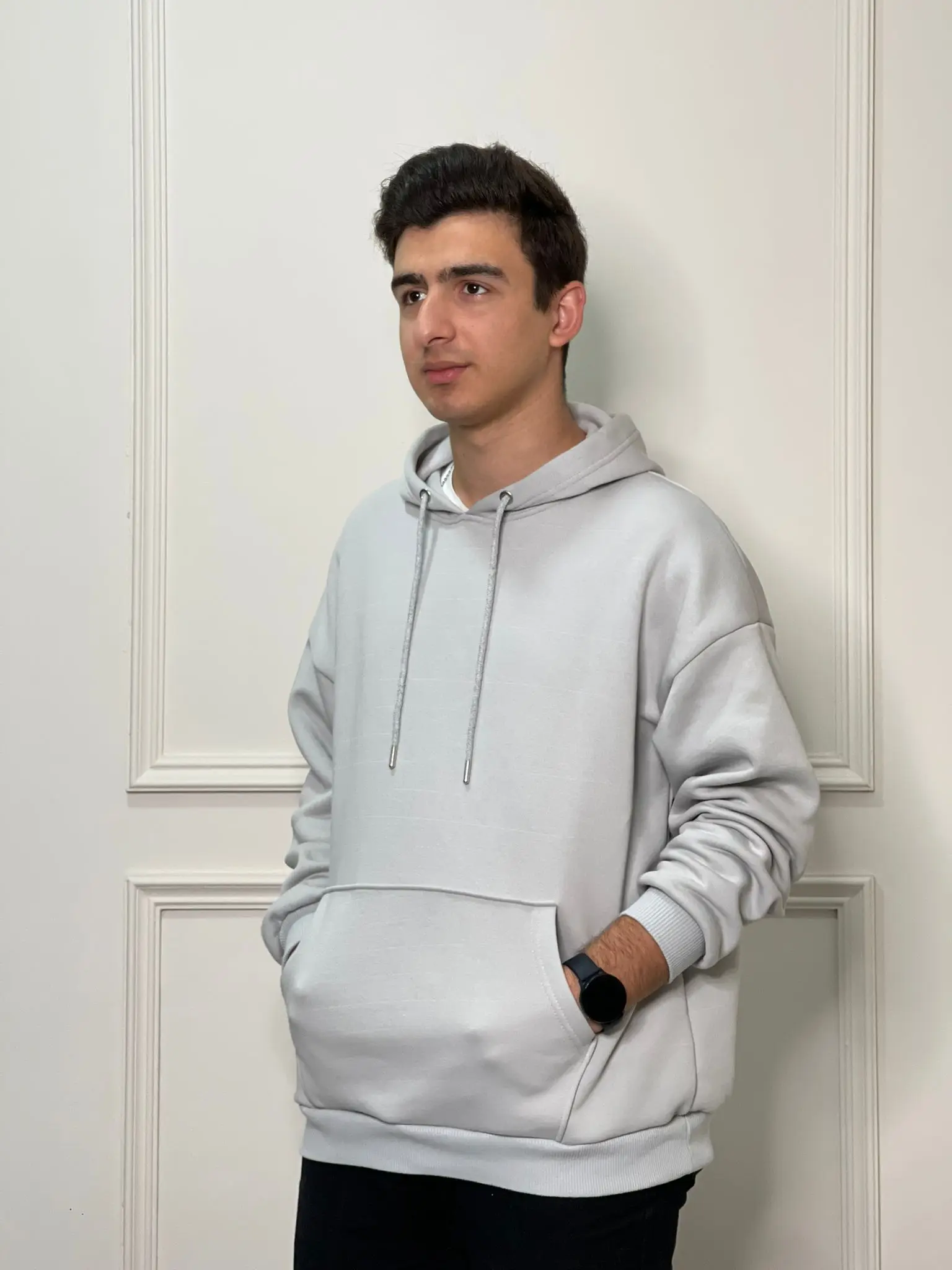 

OVERSIZE SWEATSHIRT