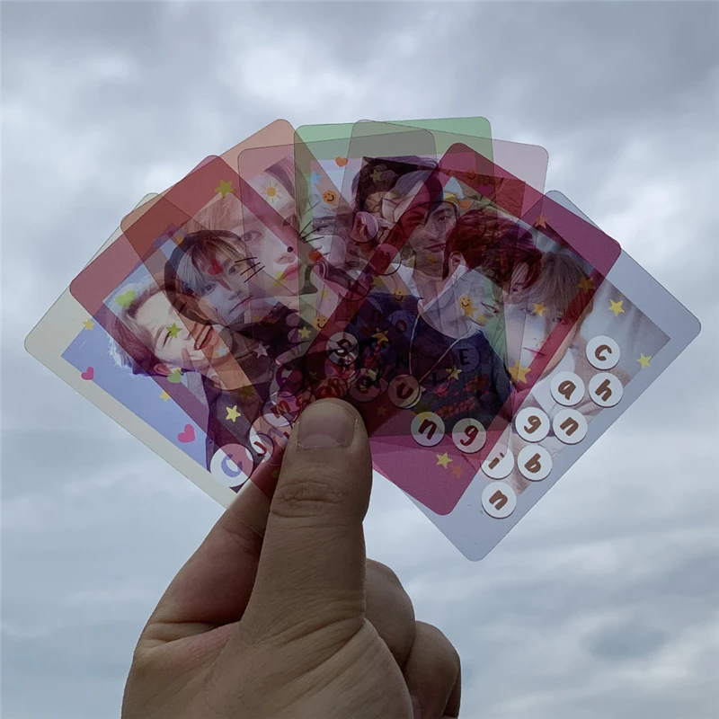 

8Pcs/Set KPOP Stray Kids Postcard Transparent Card INS LOMO Card Felix Bang Chan Wallet Cards Photocard For Fans Collection K67