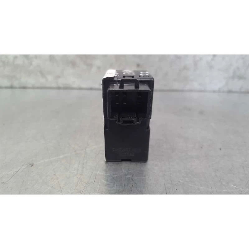 146400 RENAULT MEGANE внутреннее зеркало | Автомобили и мотоциклы