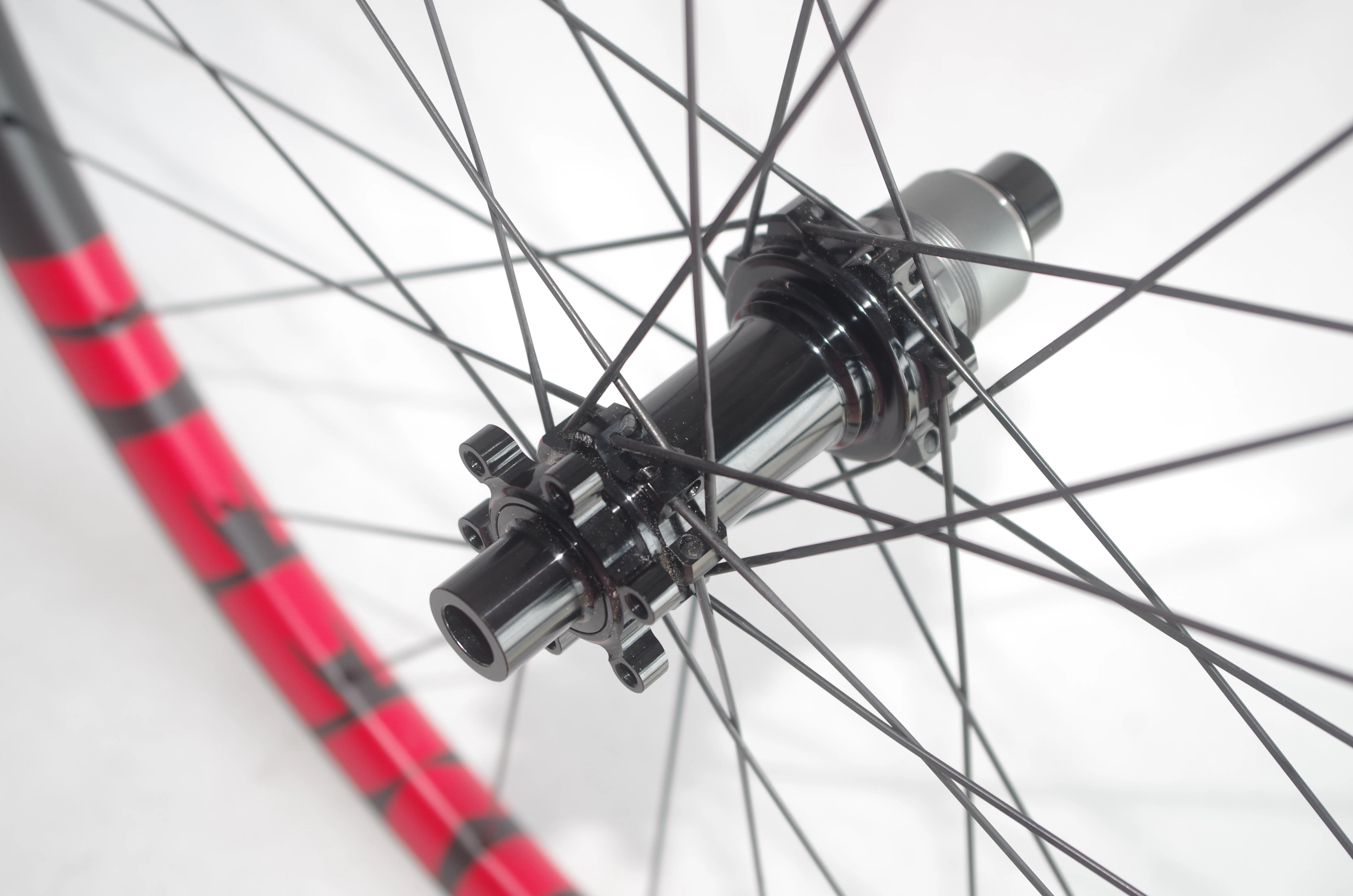 1296 г 29er карбоновые колеса 32mmm бескамерные 25 мм Глубокий прямой pull 29in Горный или