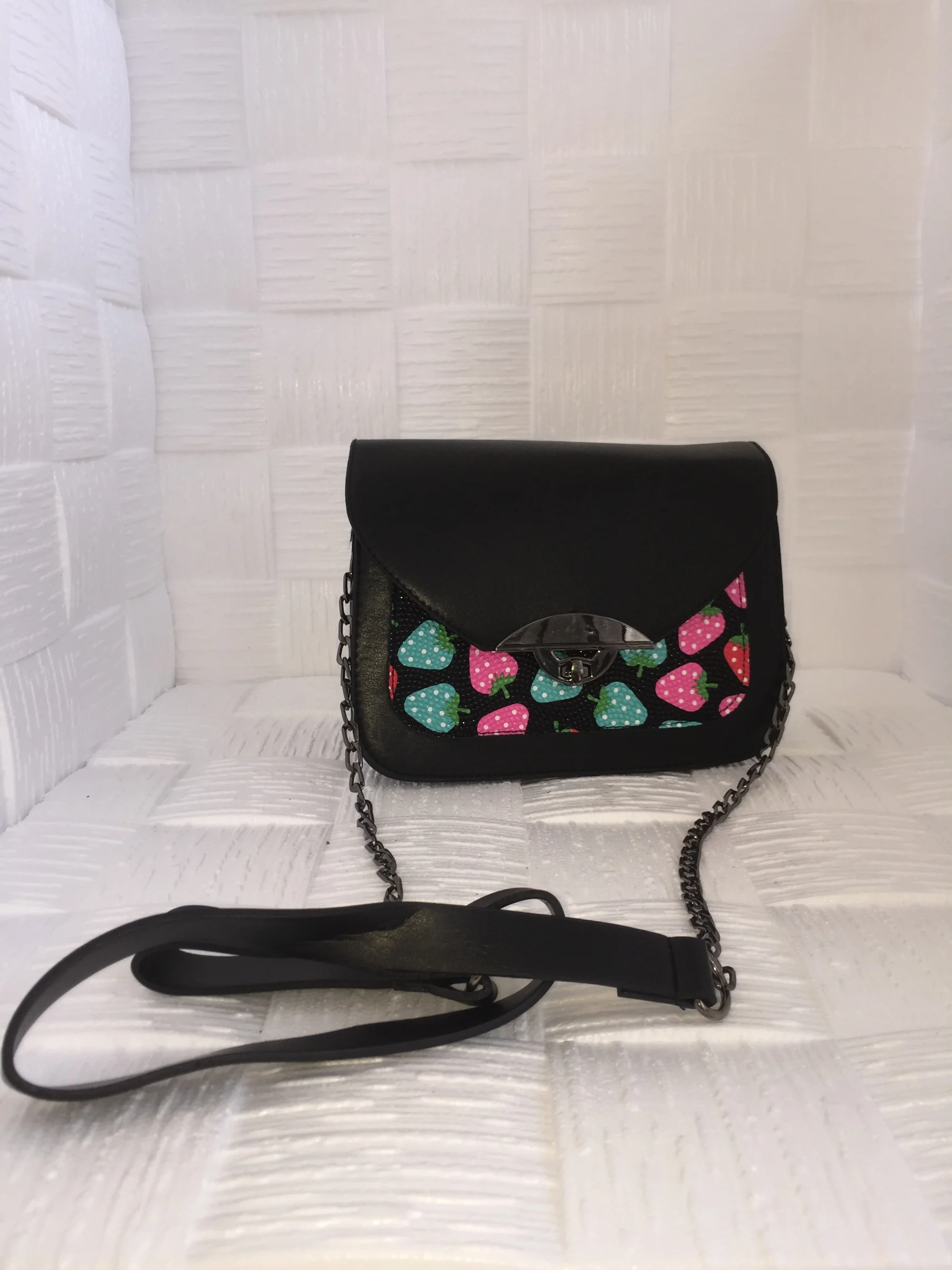 

Shoulder bag