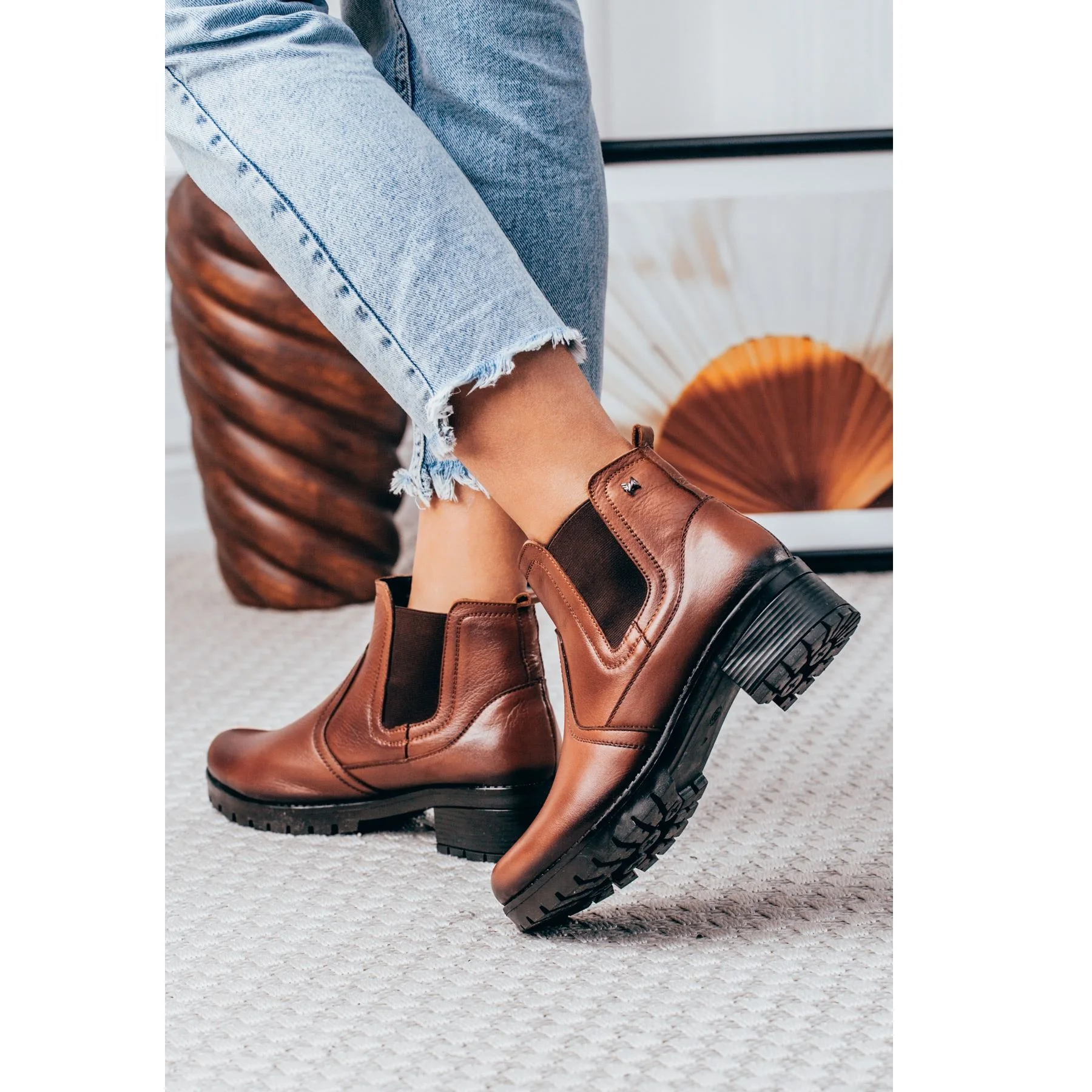 

Tan Color Genuine Leather New Season 2021 Winter Autmn Fashion Stylish Comfortable Women Female Lady Boots