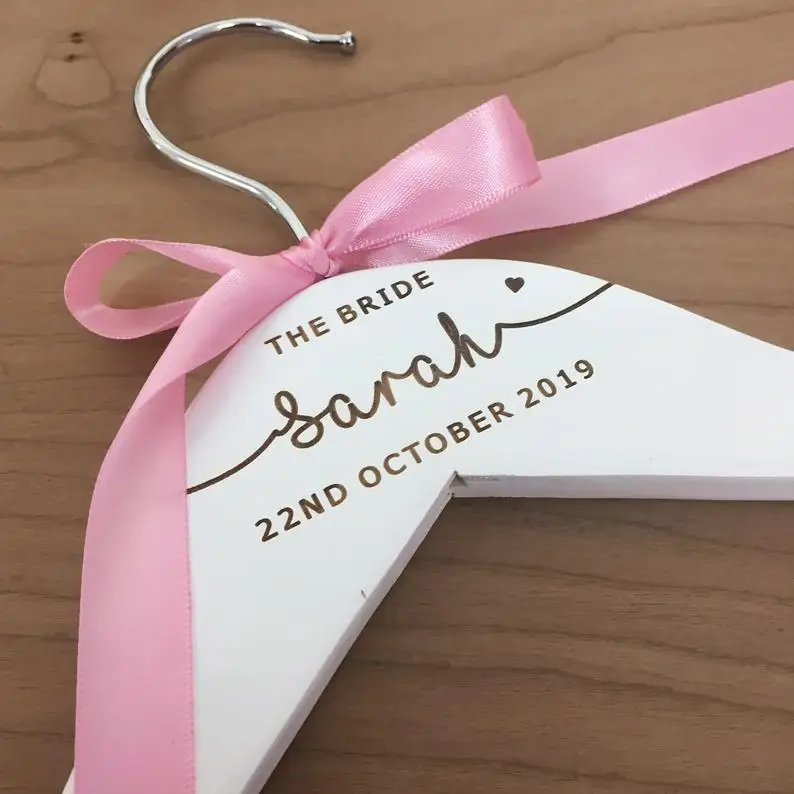 Индивидуальные Свадебные вешалки с гравировкой для подружки невесты цветочной