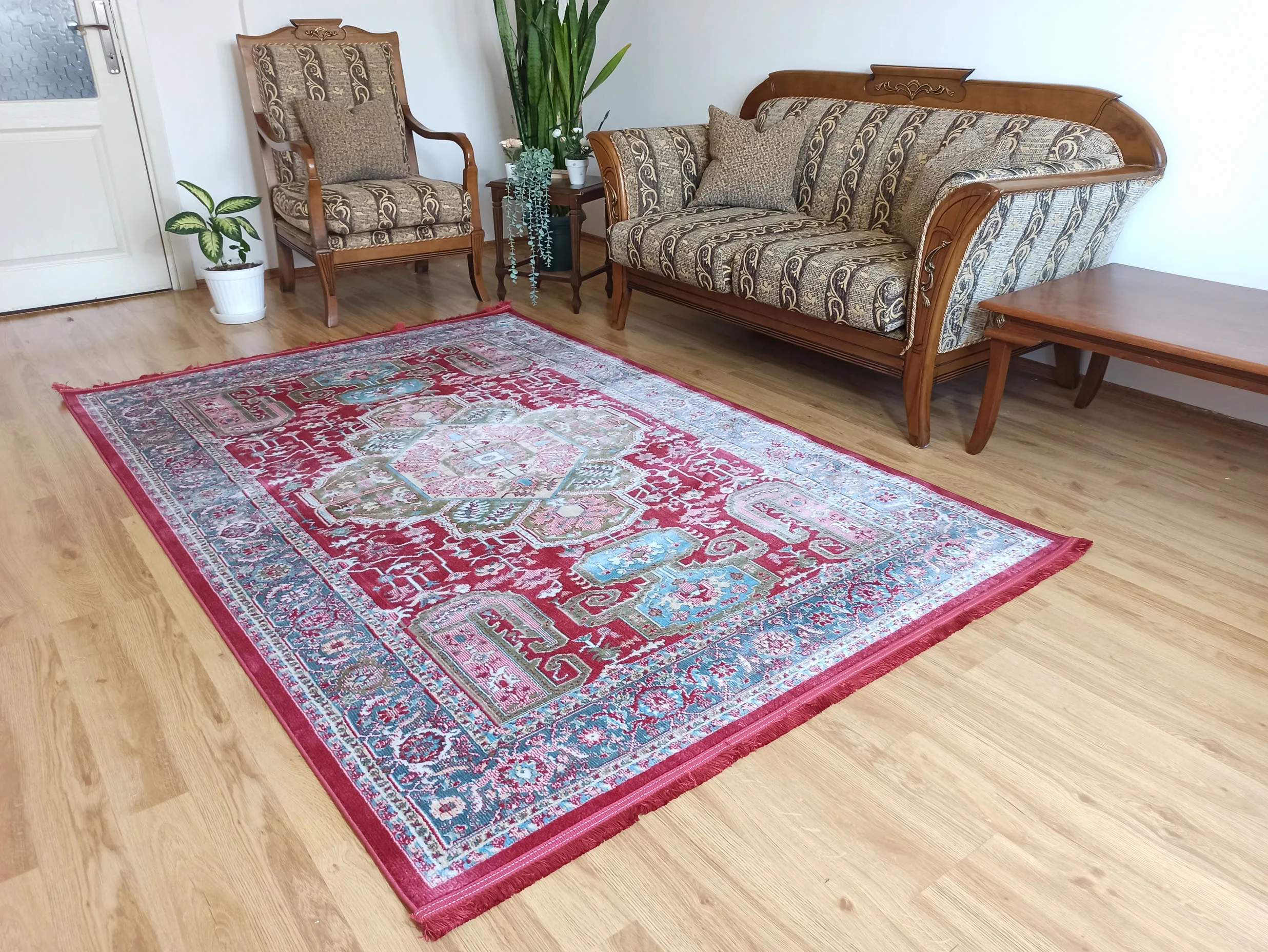 

Persian Heriz Red Rug, Geometric Rug, Farmhouse Art Deco, Oriental Medallion Area, Traditional Rug, Unique Design Rugs, Bedroom