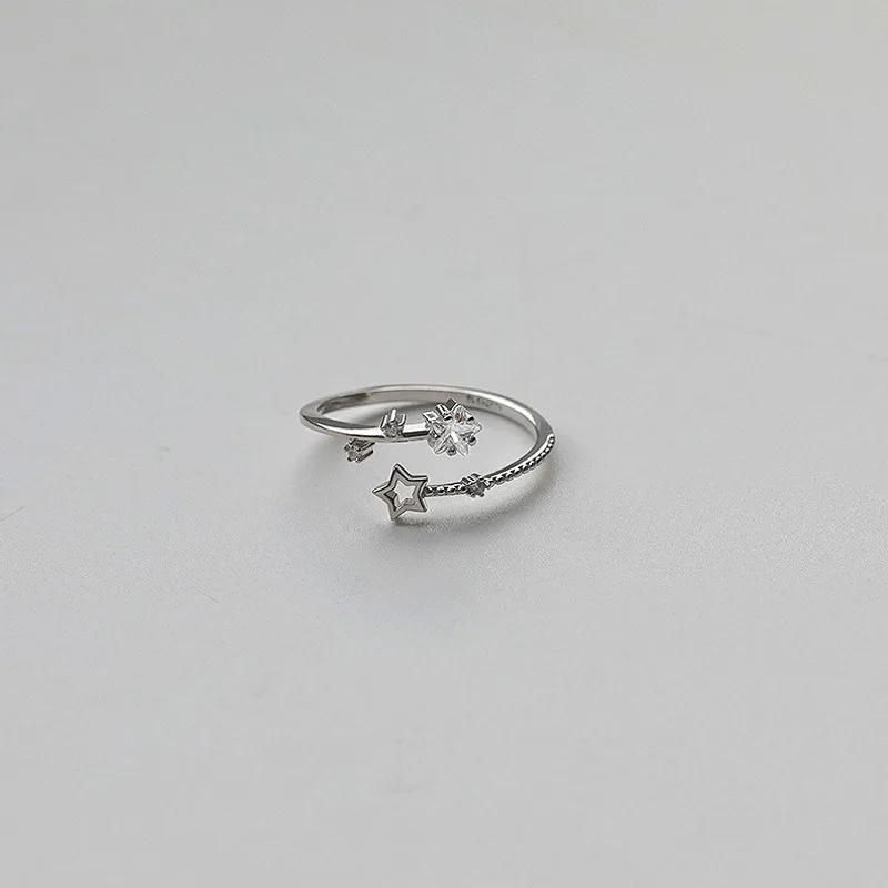 

Hollow star ring female fashion personality simplicity cold super zircon joint ring adjustable