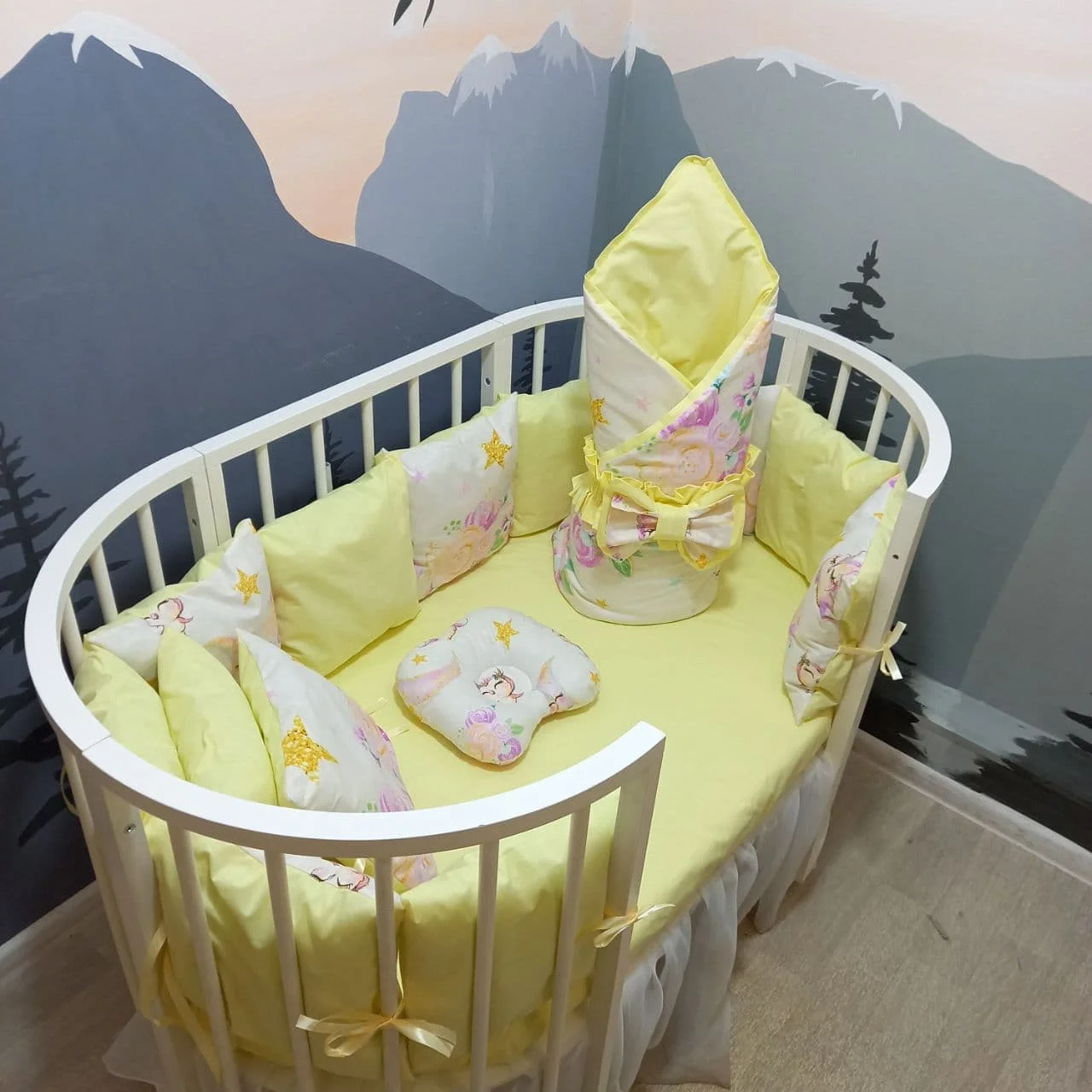 Set in a crib, bed linen, sides in a crib for newborns and babies mamdis