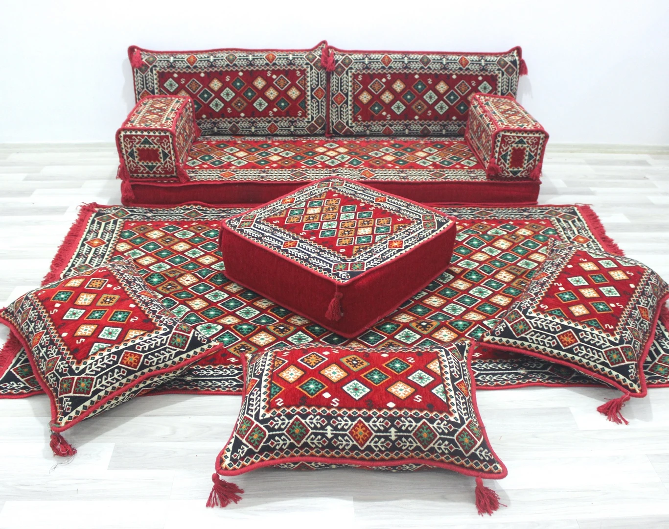 

Traditional Large Sofa Set, Arabic Sofa Set, Floor Cushions, Seating Floor Sofa, Arabic Majlis, Moroccan Sofas, Cozy Sofa