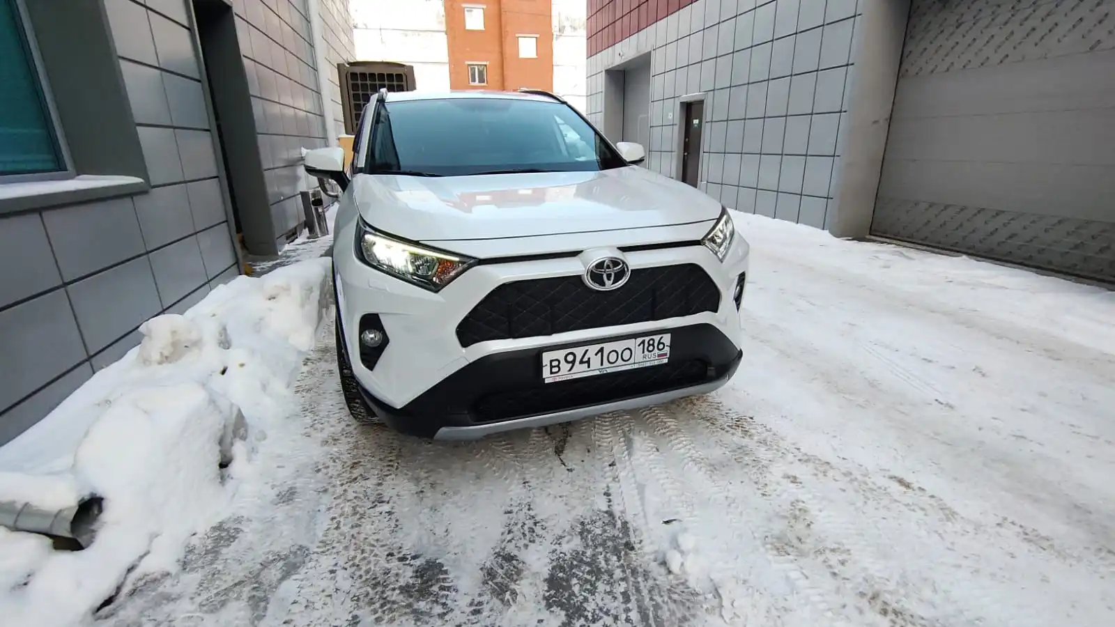 Защита радиатора для Toyota RAV 4 2018 – н.в. V (XA50) Тойота РАВ (комплект 2 детали) |