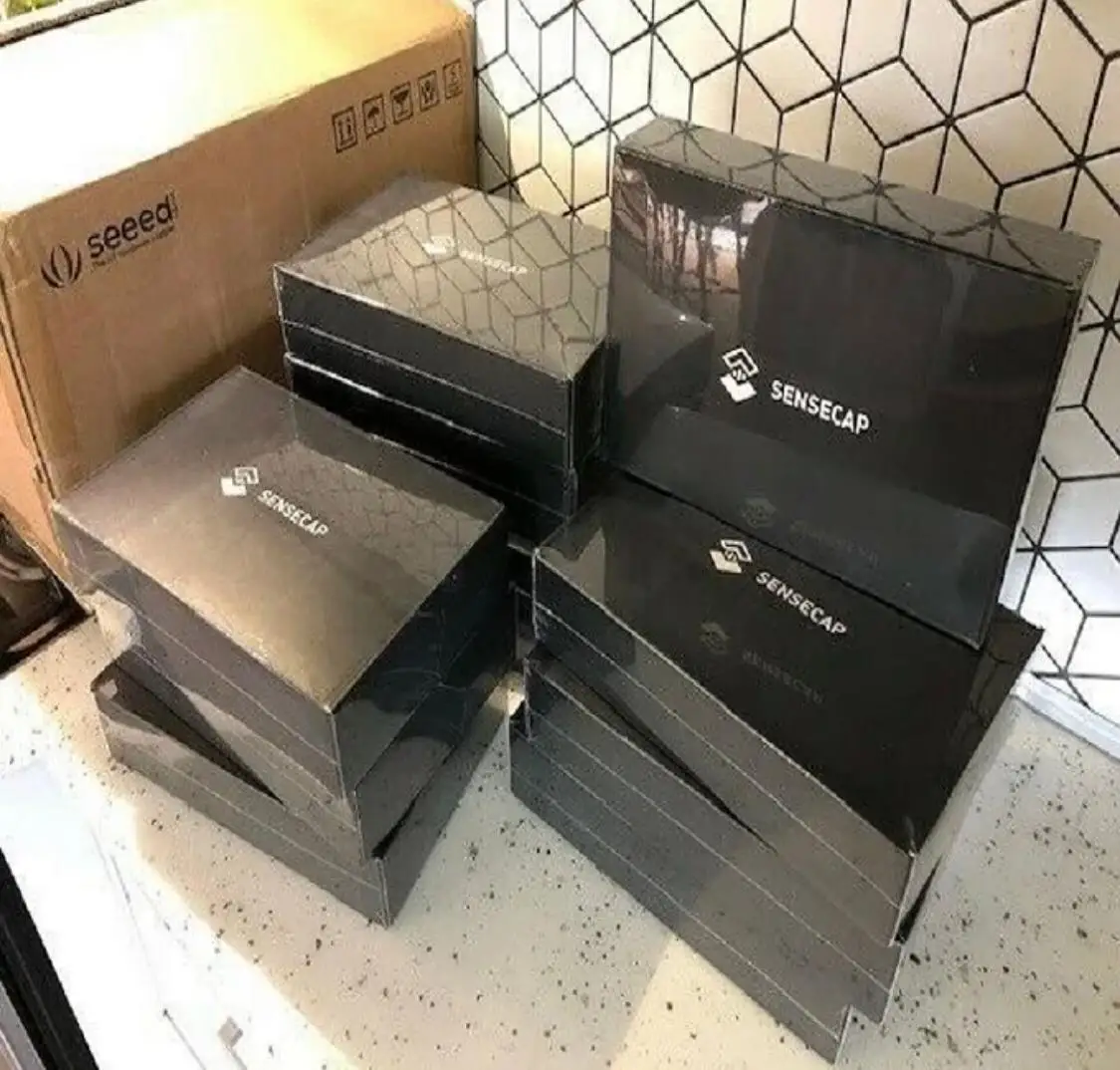 

SenseCAP M1 HNT Крытая гелиевая точка доступа US915