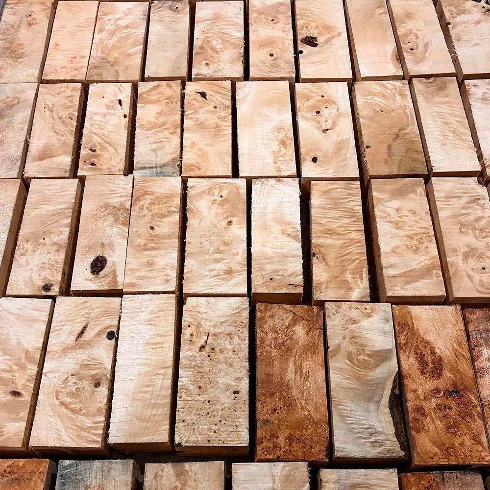 Maple with 3D overflow bar top grade size 135x40x30mm for DIY knife handle |