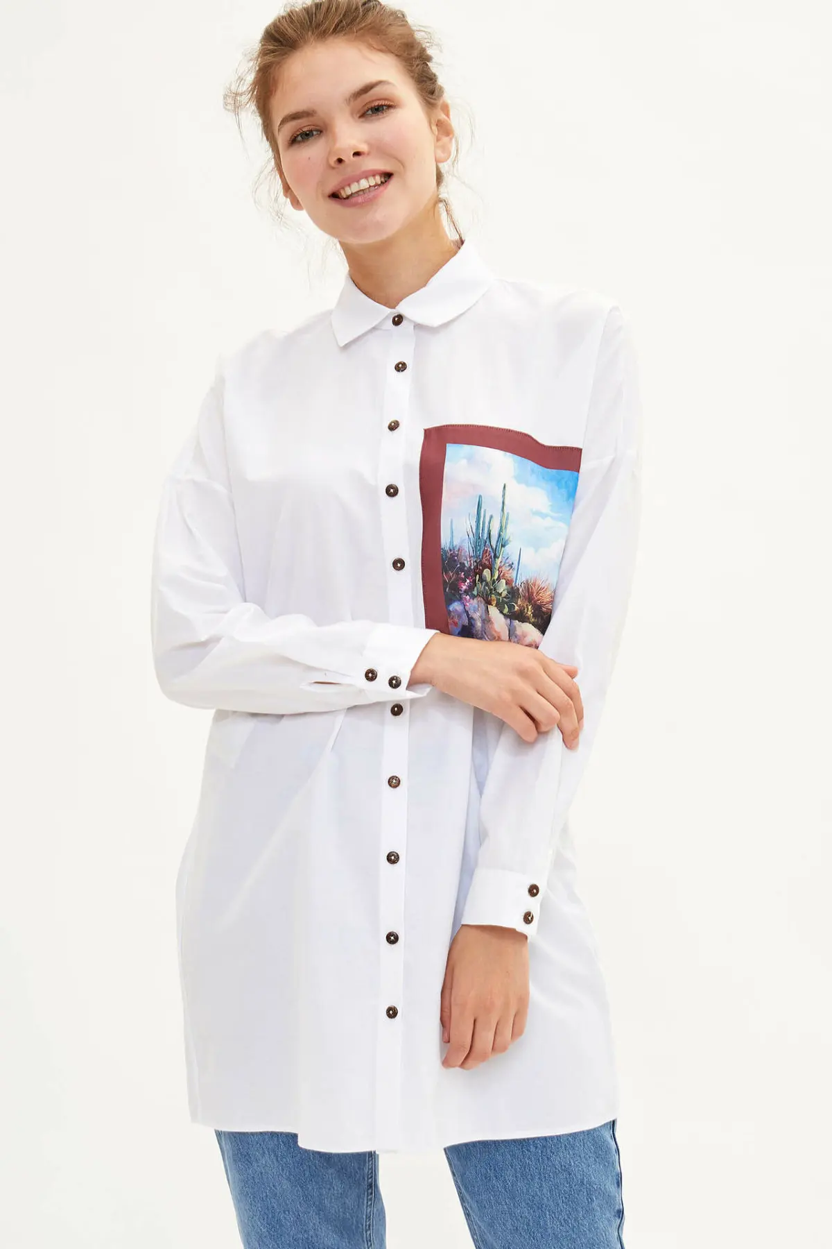 Женская длинная рубашка DeFacto Повседневная белая тканевая туника с разноцветным