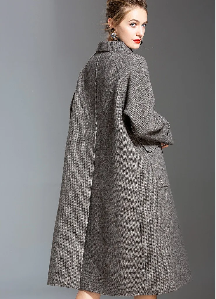 Женское шерстяное однобортное пальто с квадратным воротником и длинными